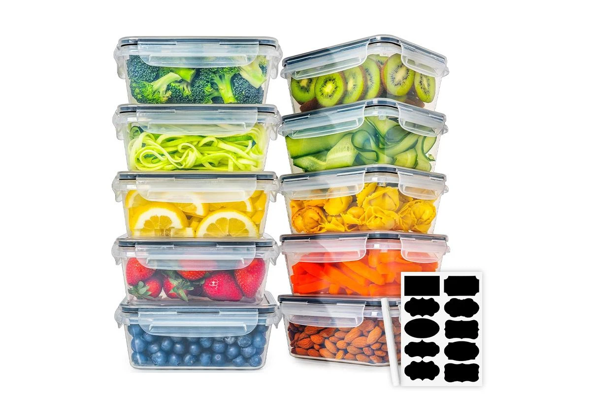 15 containers and 15lids